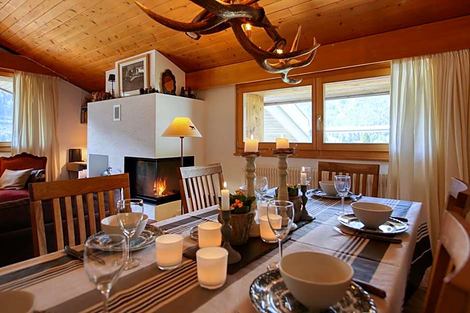 Ravines 50, Soulful Escape With Mountain Views