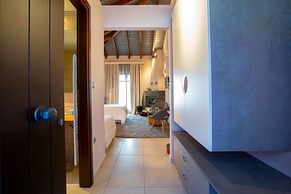 Photo 1 of 6 of Superior Suite