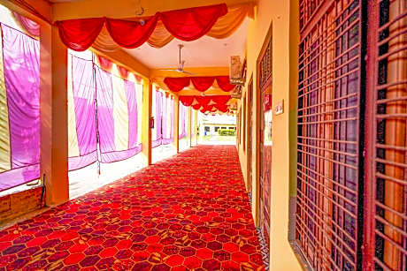 SPOT ON Vasundhara Garden