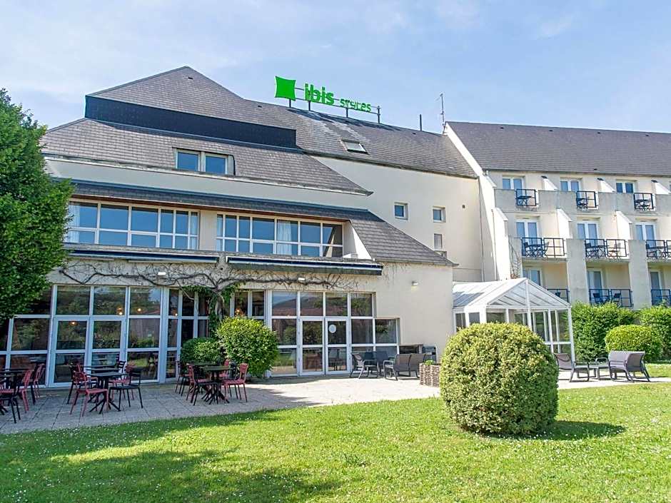 Ibis Styles Chinon