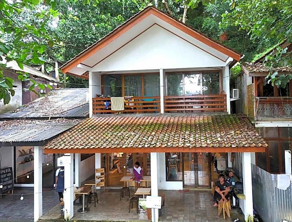 BK Homestay, Batukaras