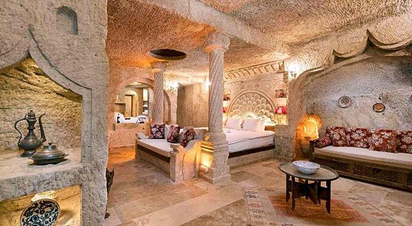 Kayata Cave Suites