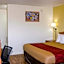 Econo Lodge East