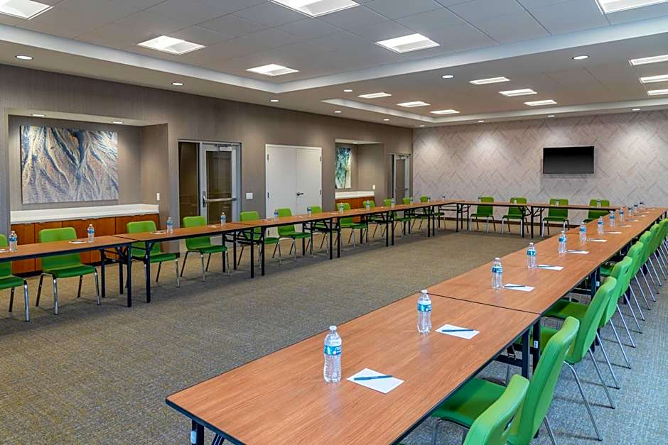 SpringHill Suites by Marriott Overland Park Leawood