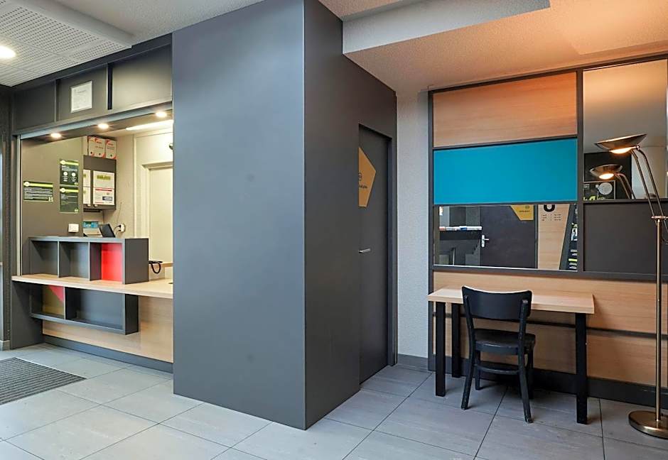 B&B HOTEL Aix-en-Provence Pont de l'Arc