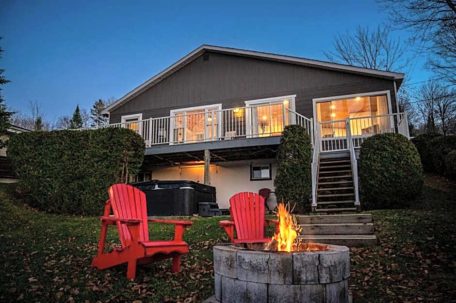 FRONT LAKE hot tub with sunset ski and slide 8p