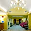 Holiday Inn Express Hotel & Suites Quincy I-10
