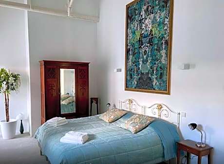 Deluxe Double Studio