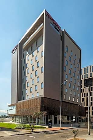 Hampton by Hilton Bogota Airport