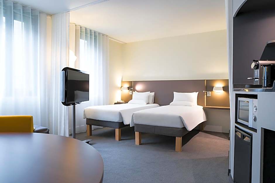 Novotel Suites Paris CDG Airport Villepinte