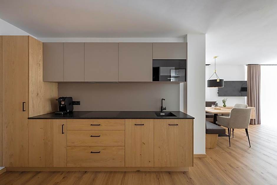 Ramilia Family Apartments Restaurant & Pizzeria