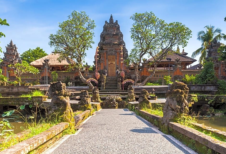 De Cahyani Private Villa by Supala