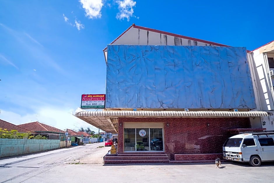 OYO 836 PK Residence