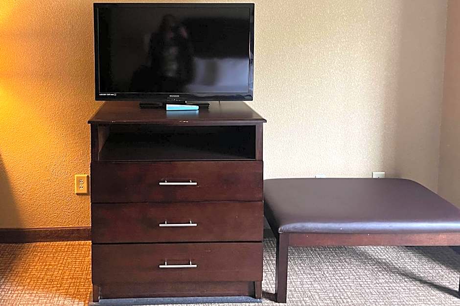 Quality Suites Graham - Burlington South