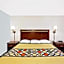 Super 8 by Wyndham Plainview