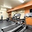 Country Inn & Suites by Radisson, Madison West, WI
