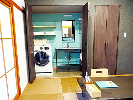 Apartment with Open Air Bath