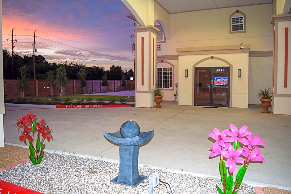 Motel 6 Houston, TX – Willowbrook Mall