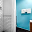 Rodeway Inn & Suites North Hollywood Burbank Airport - Universal Area