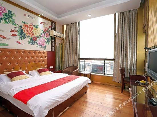 Huayi Hotel