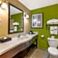 Sleep Inn & Suites Redmond