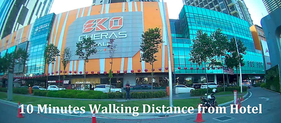 Orange Premier Hotel Taman Segar