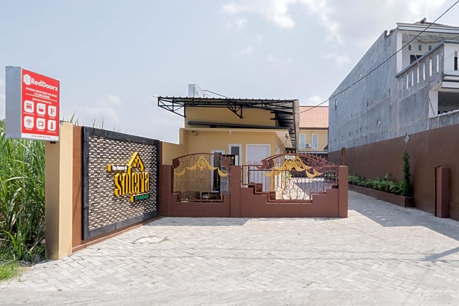 RedDoorz Syariah near RSUD Dr Iskak Tulungagung