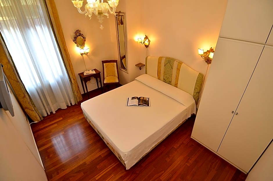 Cà Del Modena Room only