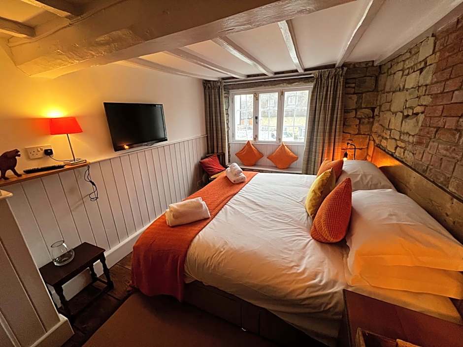 The Lion, Tredington