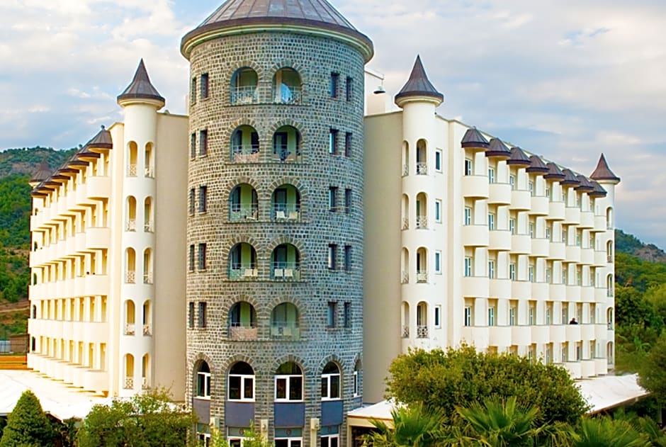 X Life Hotel Sarıgerme 15 - Adult Hotel