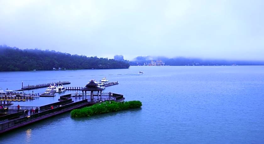 The Crystal Resort Sun Moon Lake