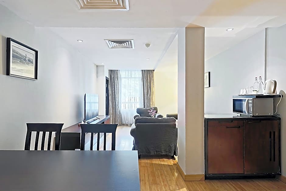 Photo 1 of 10 of Suite