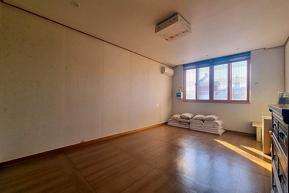 Jeonju Hwangsil Gwangwang Hotel