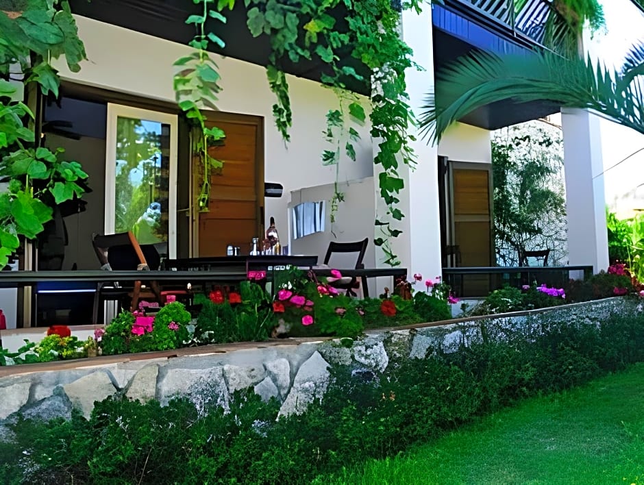 Ammon Garden Hotel