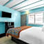 Rodeway Inn & Suites North Hollywood Burbank Airport - Universal Area