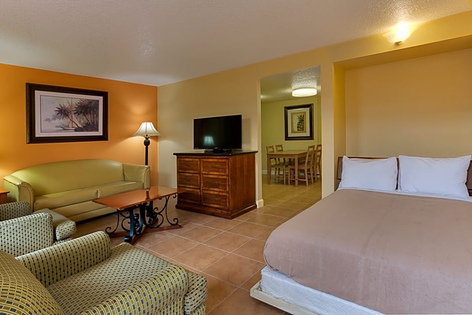 Celebration Suites At Old Town