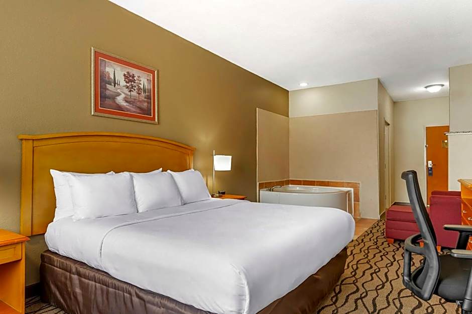 Comfort Inn & Suites Chesapeake