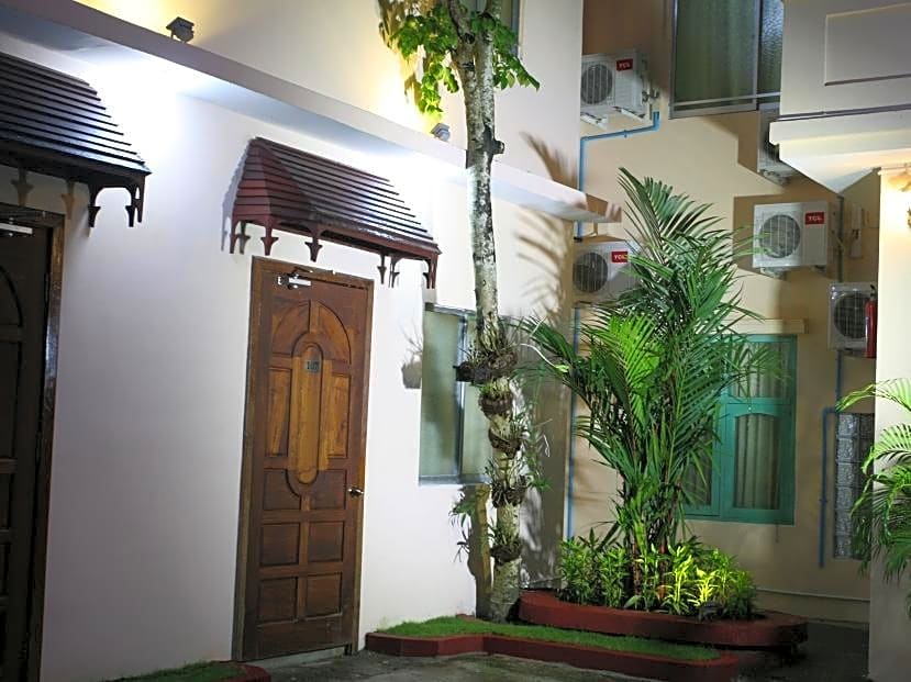 Hotel June Business Bed Breakfast