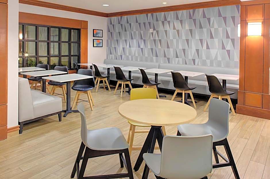 Hyatt House Boston Burlington
