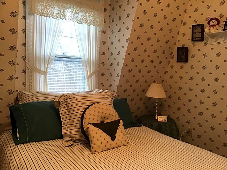 Brookview Manor Inn