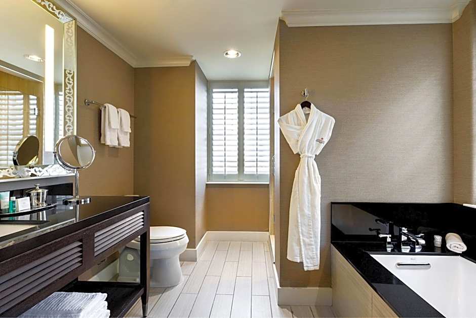 Ambassador Hotel Oklahoma City, Autograph Collection by Marriott