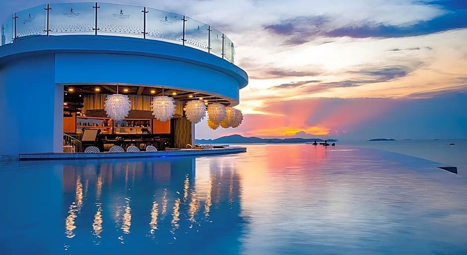 Royal Cliff Beach Hotel