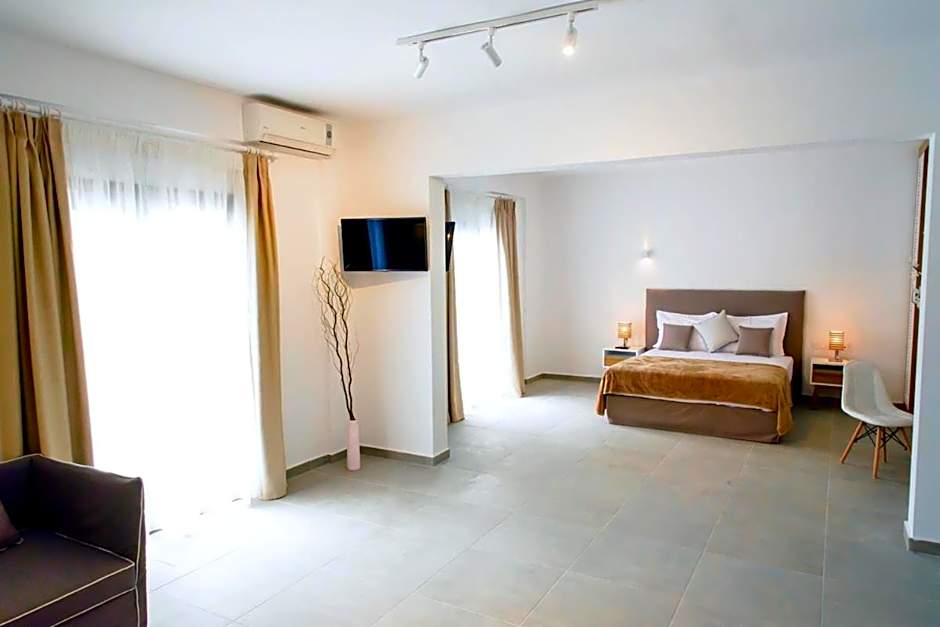 Stavros Beach Hotel