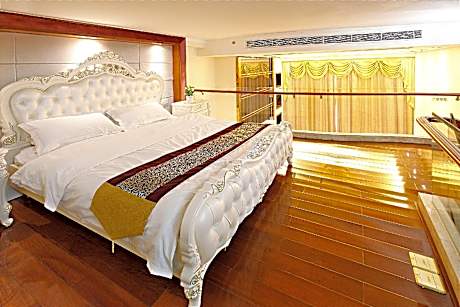 Deluxe Duplex Twin Room