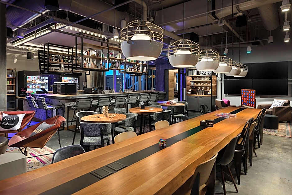 Moxy Boston Downtown