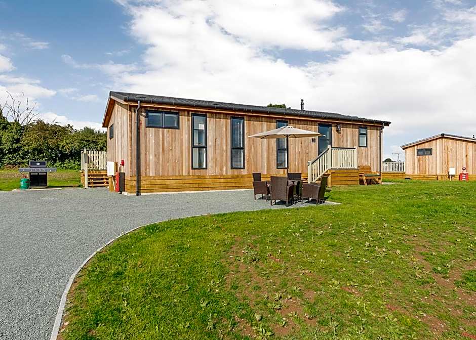 Winston Farm Lodges