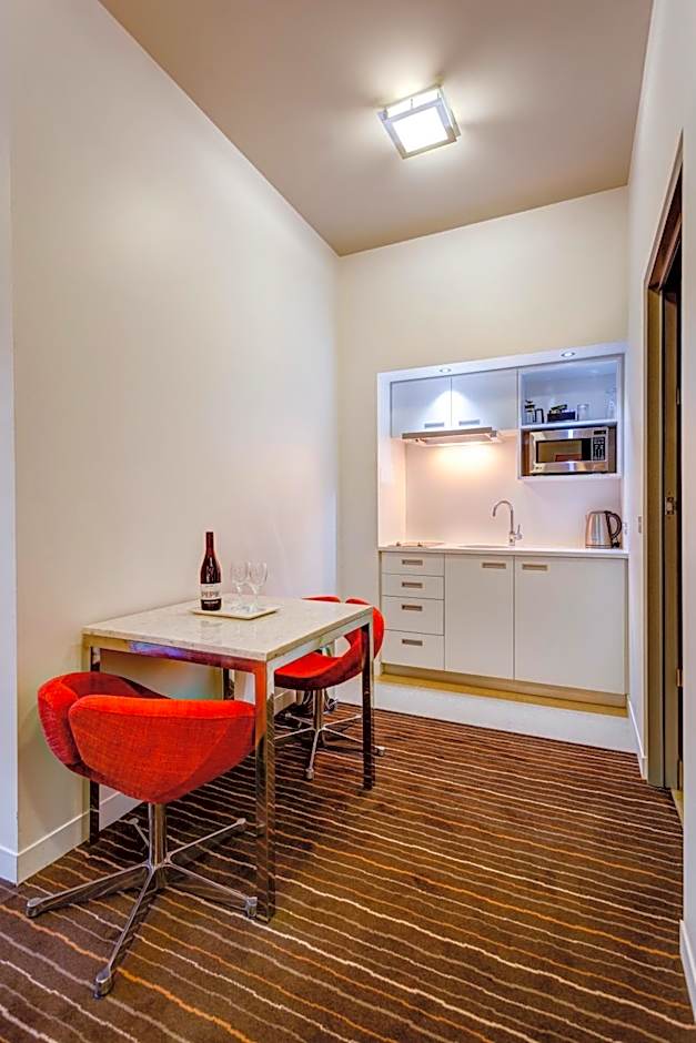 Mantra Charles Hotel Launceston