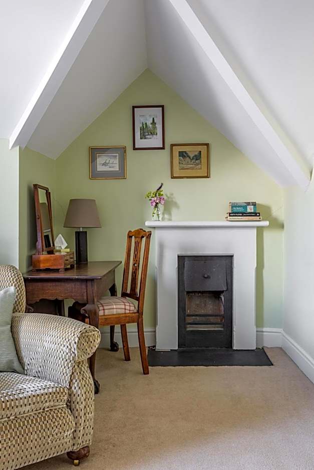 Overtown Manor Bed and Breakfast