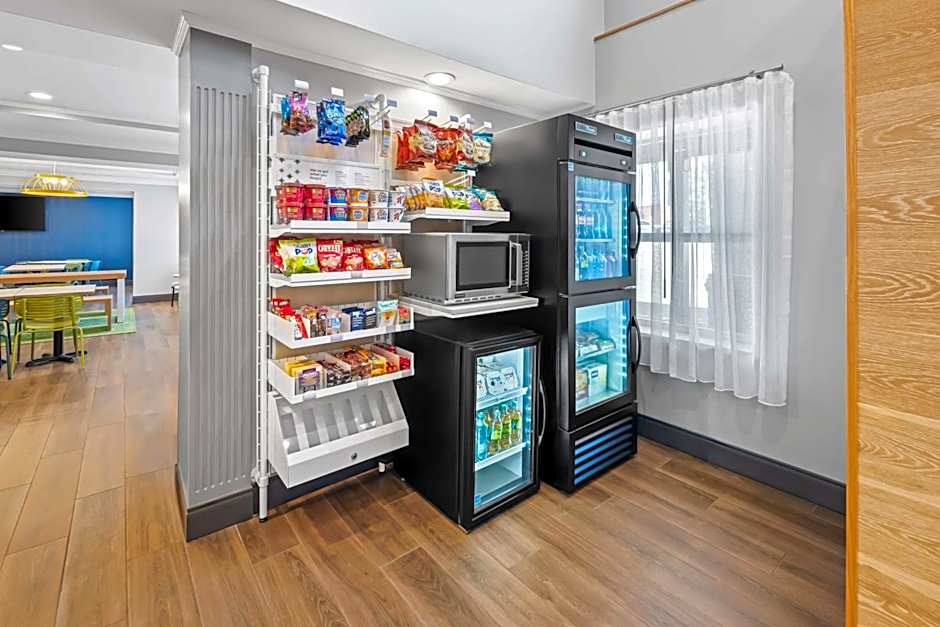 Spark by Hilton Woodbridge