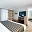 Best Western Plus Holiday Sands Inn & Suites